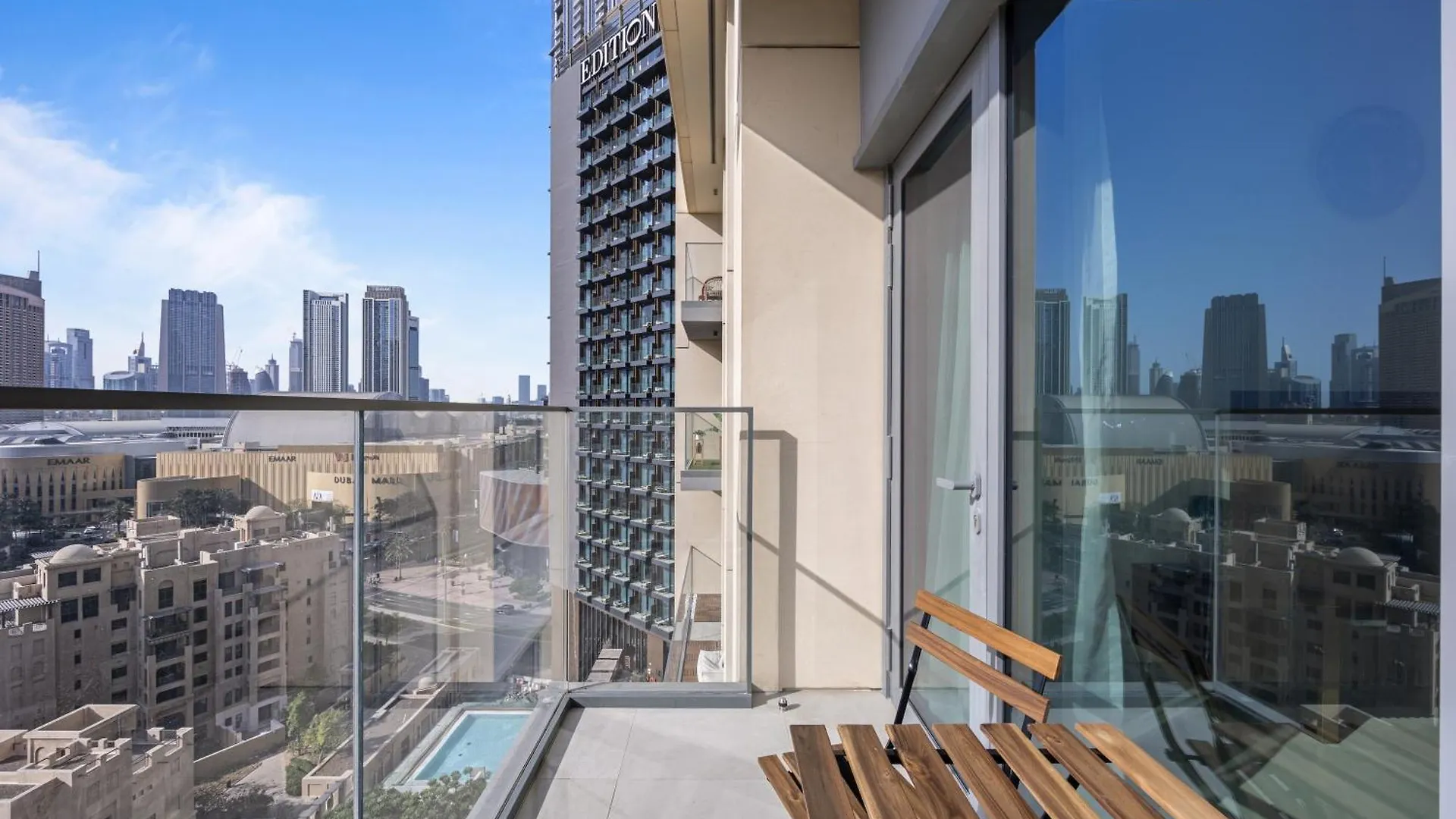 Luxury Apartment With Burj Khalifa View 8 Mins To Dubai Mall