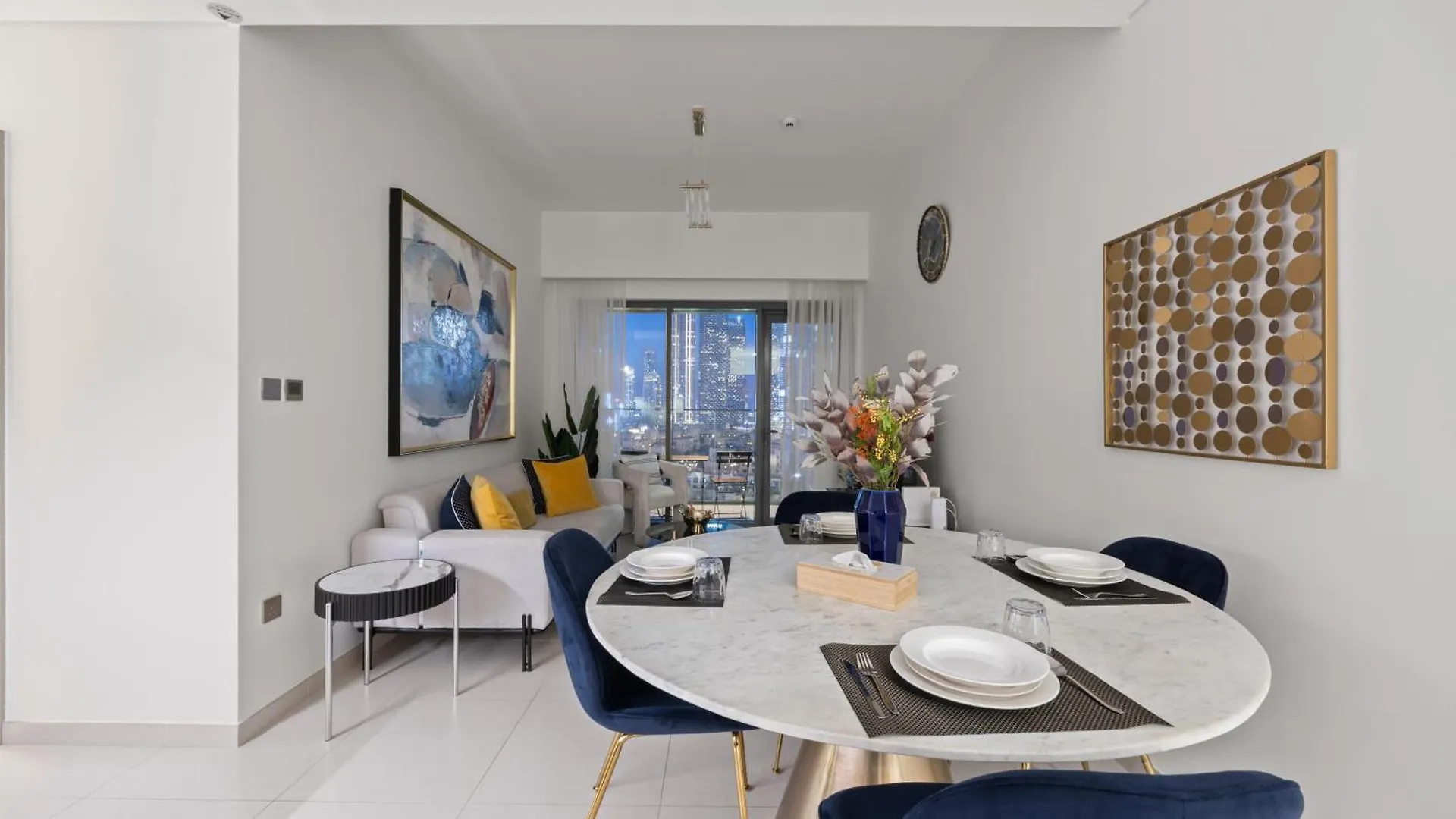 Luxury Apartment With Burj Khalifa View 8 Mins To Dubai Mall United Arab Emirates