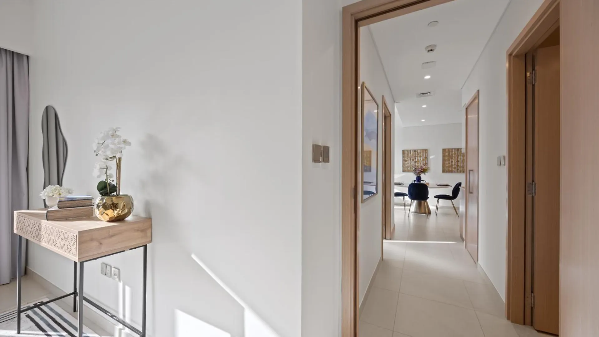 Luxury Apartment With Burj Khalifa View 8 Mins To Dubai Mall