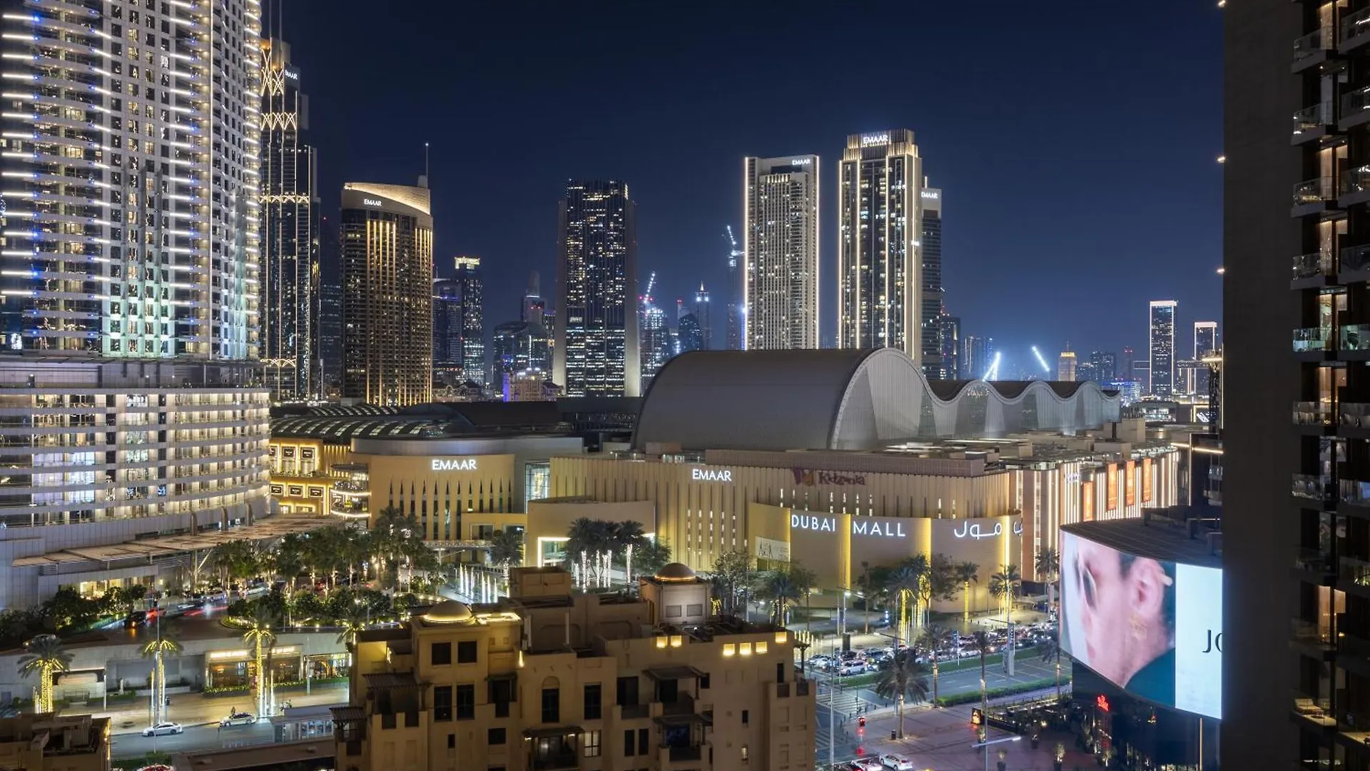 Luxury Apartment With Burj Khalifa View 8 Mins To Dubai Mall United Arab Emirates